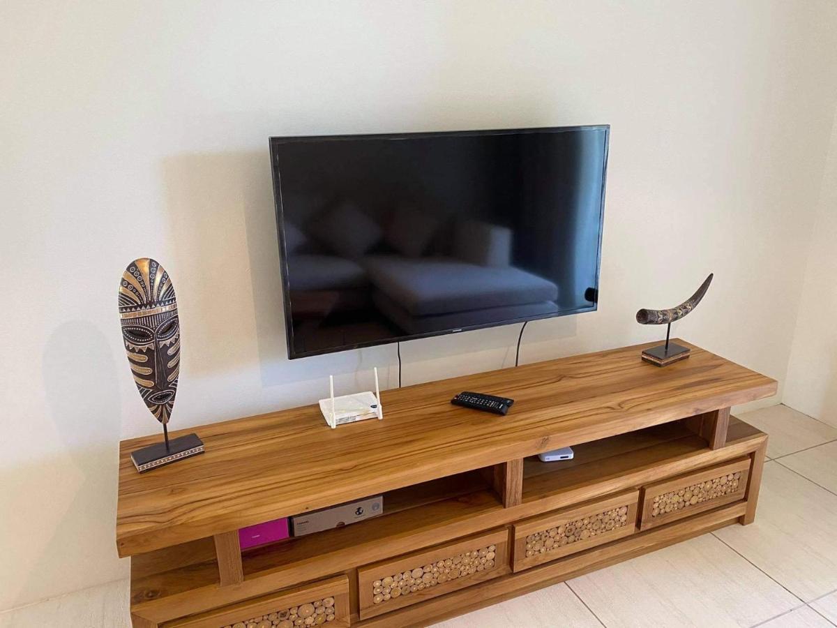 Westwood Apartments Flic-en-Flacq Εξωτερικό φωτογραφία