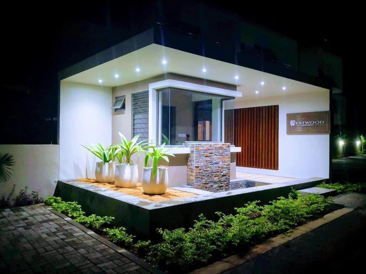 Westwood Apartments Flic-en-Flacq Εξωτερικό φωτογραφία